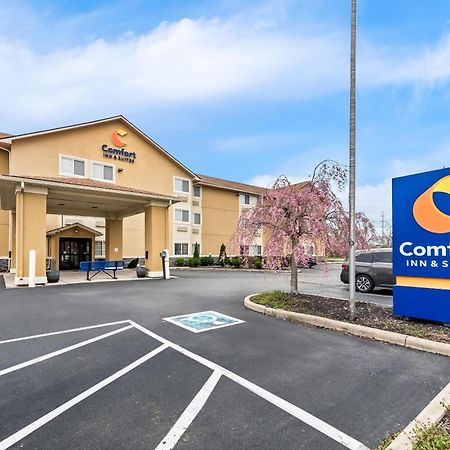 Comfort Inn & Suites Fairborn Near Wright Patterson Afb מראה חיצוני תמונה