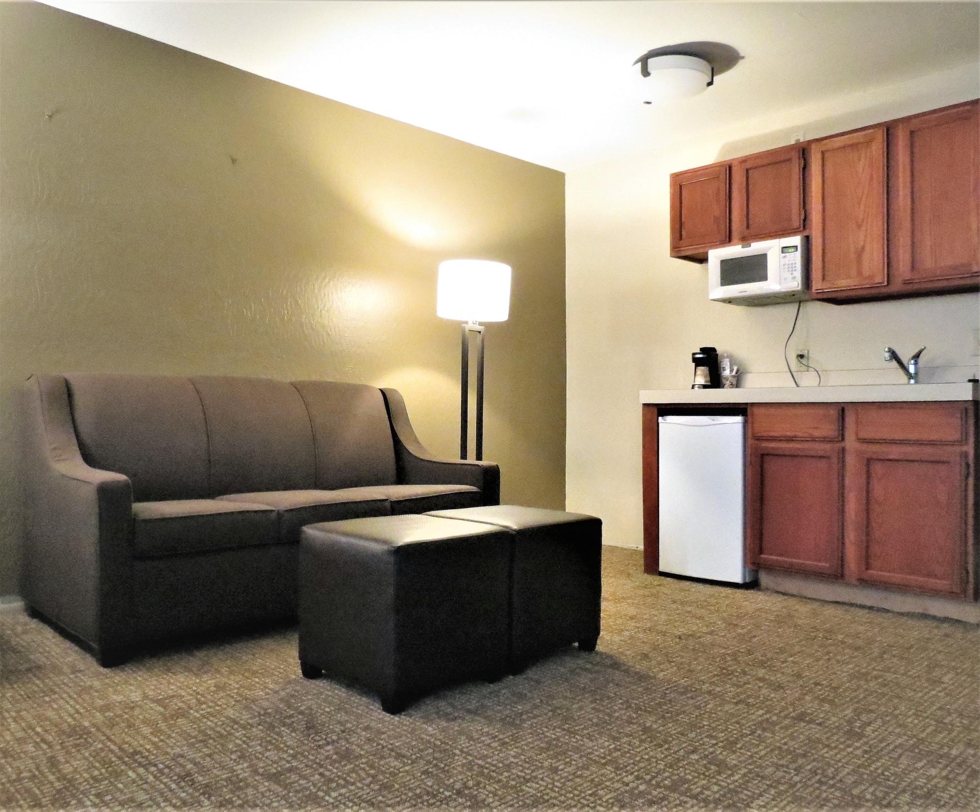 Comfort Inn & Suites Fairborn Near Wright Patterson Afb מראה חיצוני תמונה