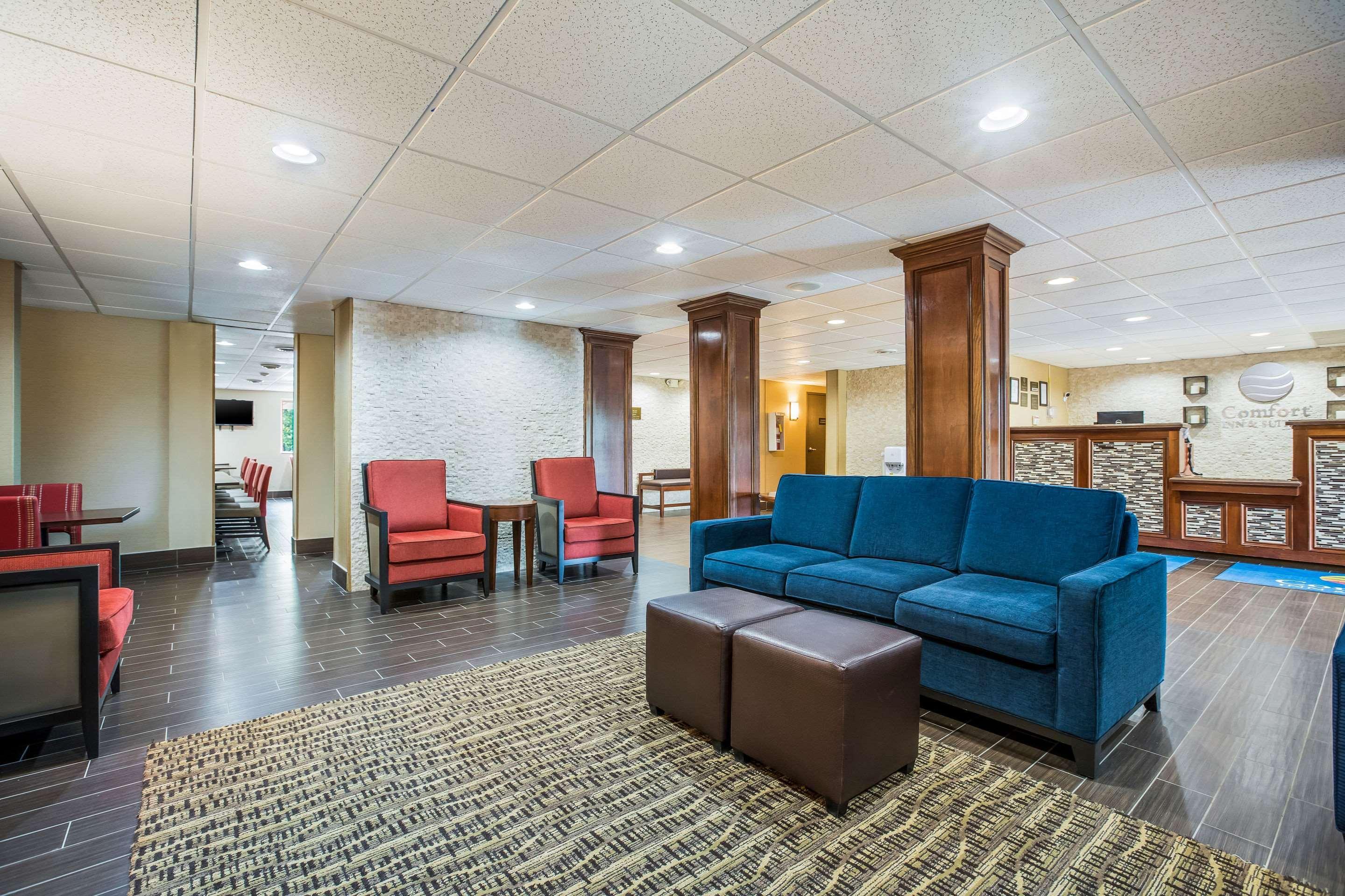 Comfort Inn & Suites Fairborn Near Wright Patterson Afb מראה חיצוני תמונה
