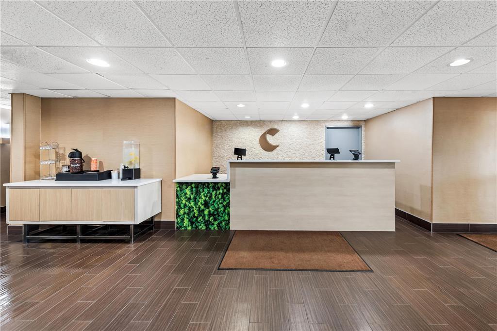 Comfort Inn & Suites Fairborn Near Wright Patterson Afb מראה פנימי תמונה